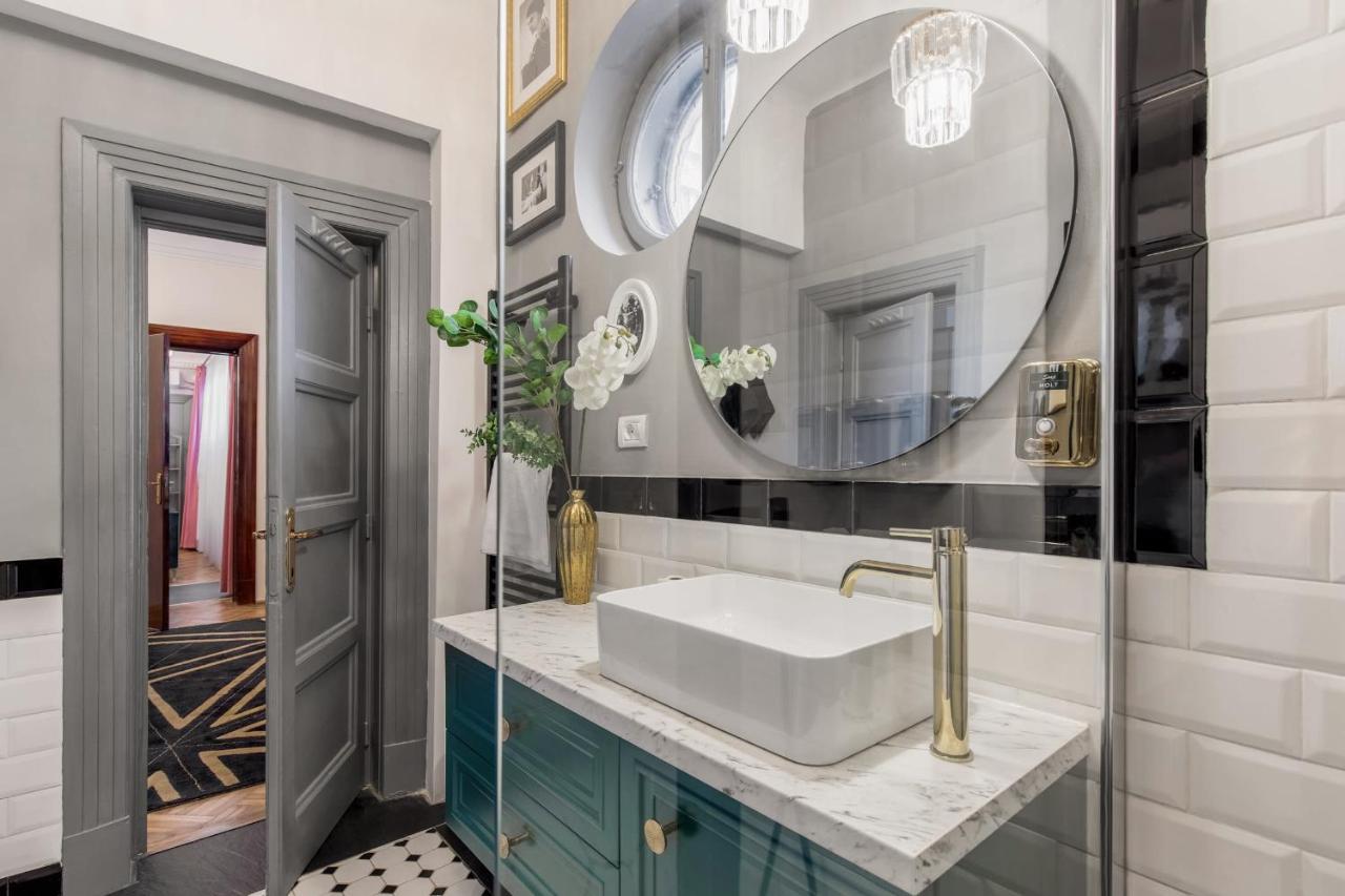Holt - The Great Gatsby Villa Bucureşti Ngoại thất bức ảnh