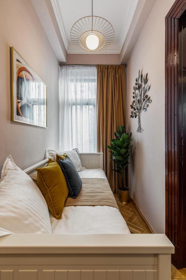 Holt - The Great Gatsby Villa Bucureşti Ngoại thất bức ảnh